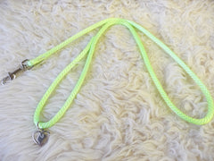 Snap Lead - 30", 40", 50"